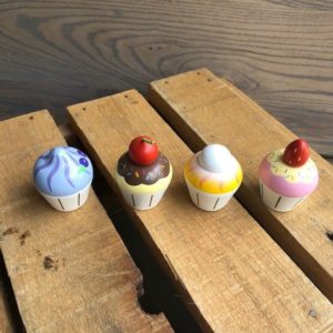 Wooden Cupcake Set
